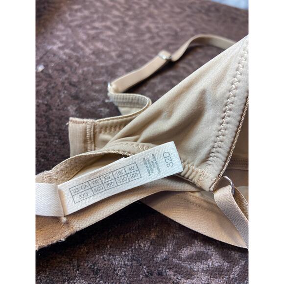 On Gossamer bra - Picture 5 of 9